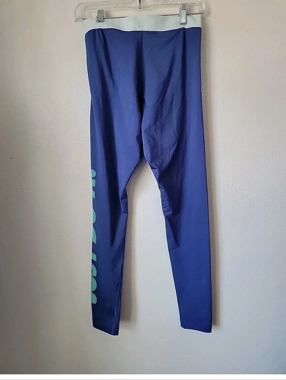 Nike size tag